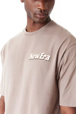 New Era Cap Koszulka New Era Character Graphic Oversized- T-shirty