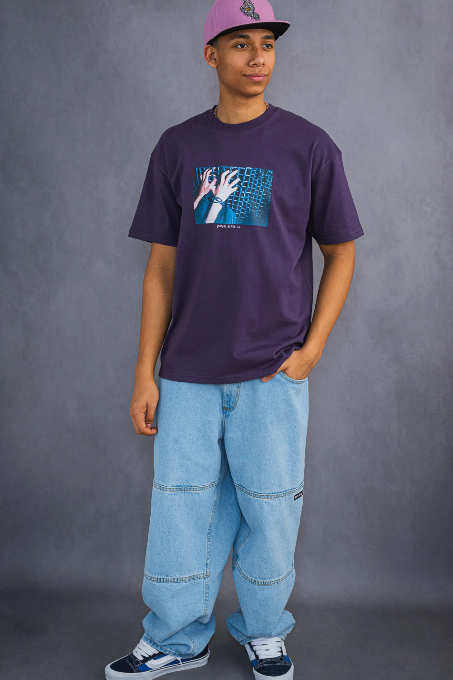 Polar Skate Koszulka Polar Caged Hands- T-shirty