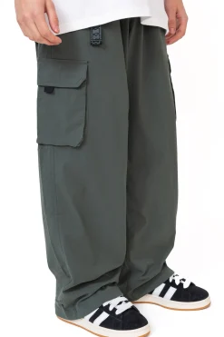 Nike Spodnie SB Kearny- Spodnie Chino / Bojówki|Spodnie Materiałowe